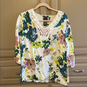 NWT Premise Floral Blouse with Lace Trim